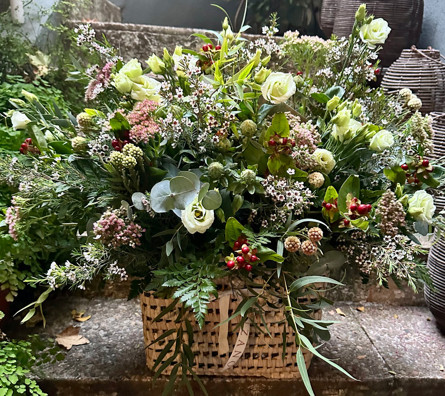 Cesta Baúl Grande con Flores de Otoño