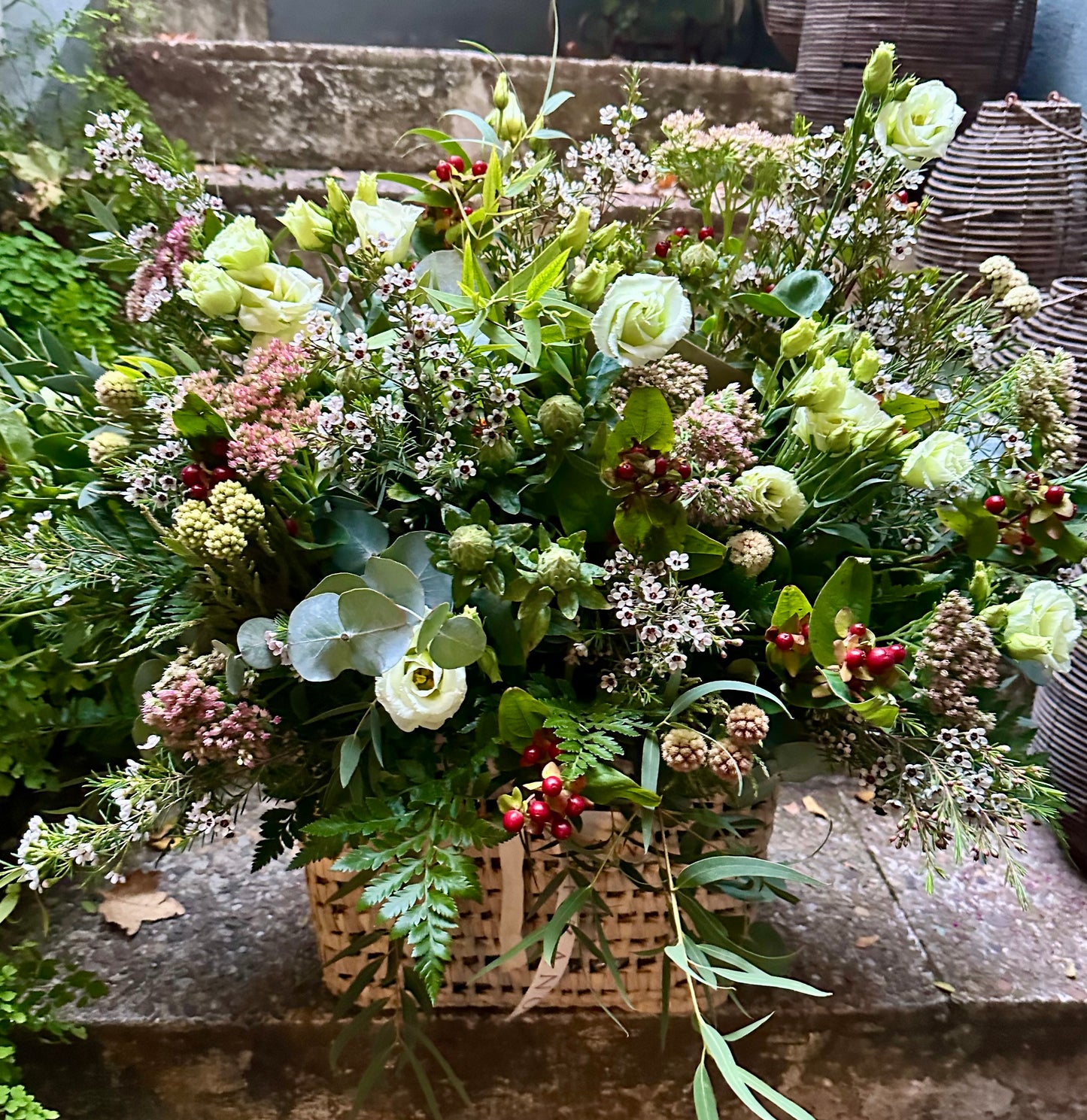Cesta Baúl Grande con Flores de Otoño