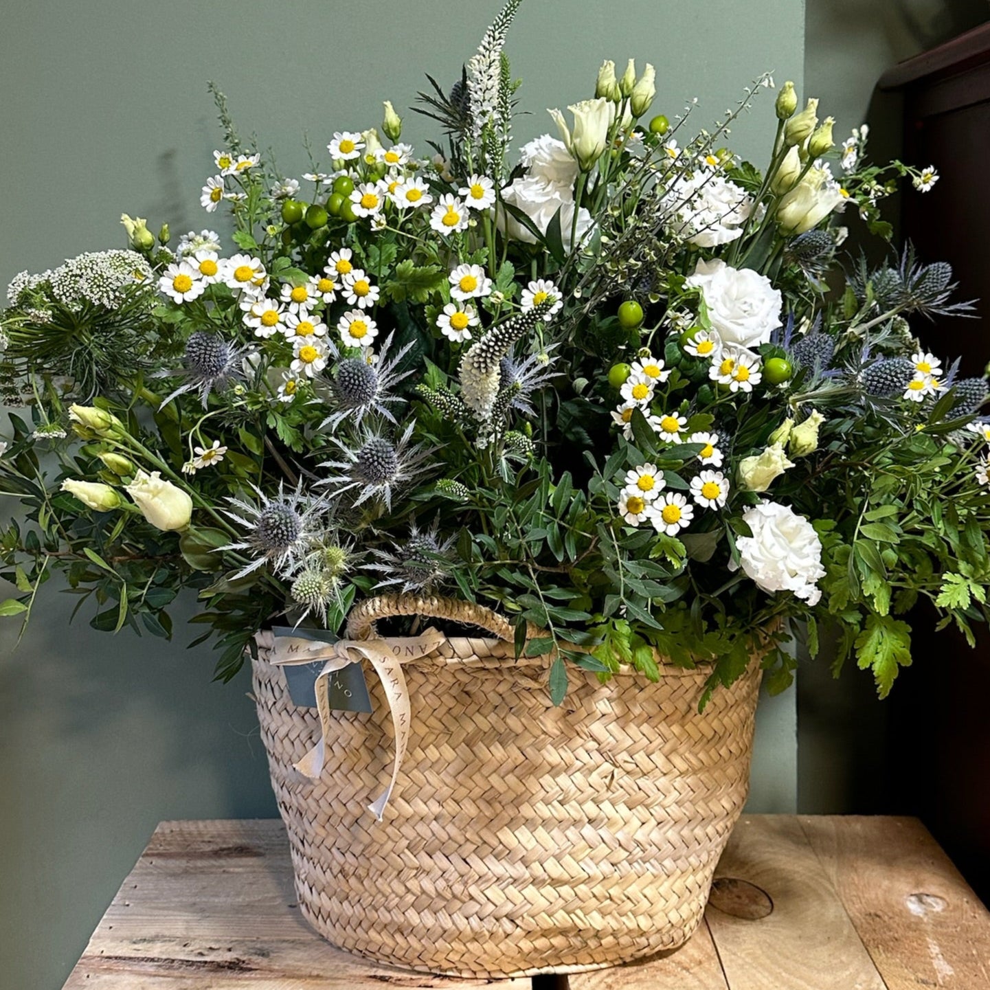 Capazo Campestre en Verdes y Blancos