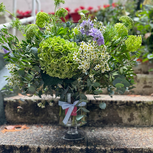 Copa Mediana de Cristal con Flores en Tonos Verdes