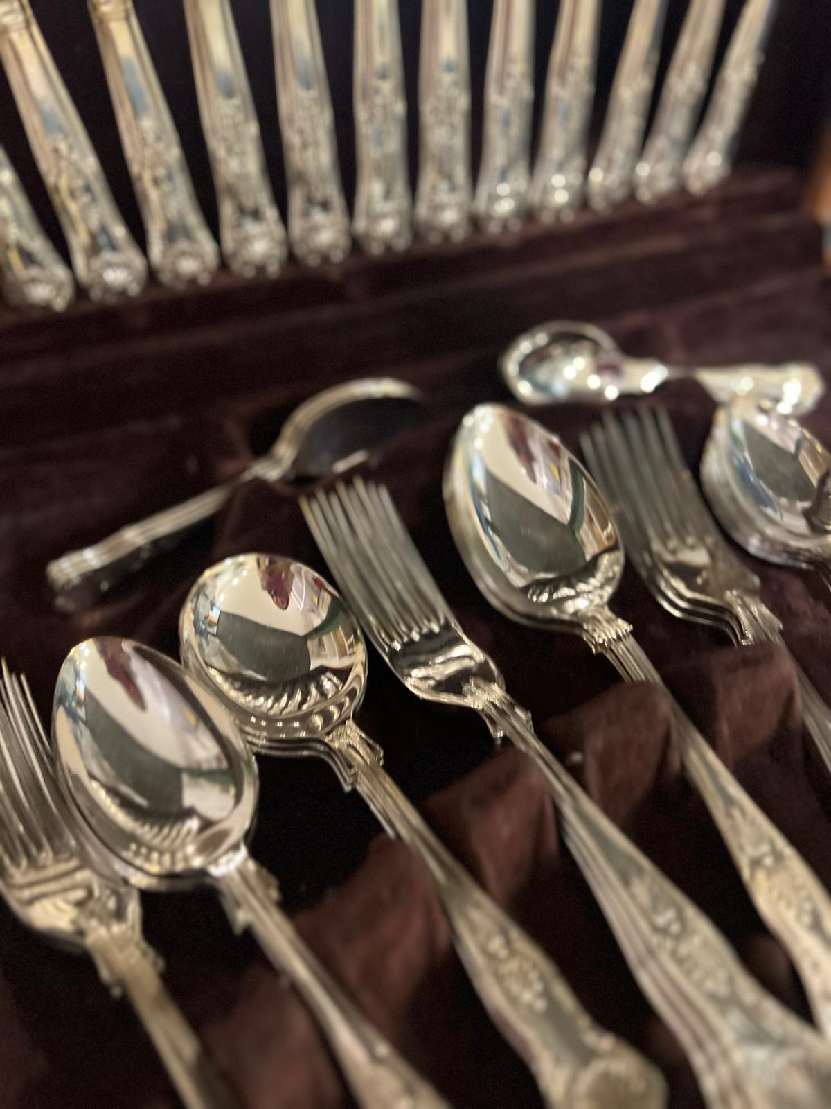 Cubertería King Pattern 6pax