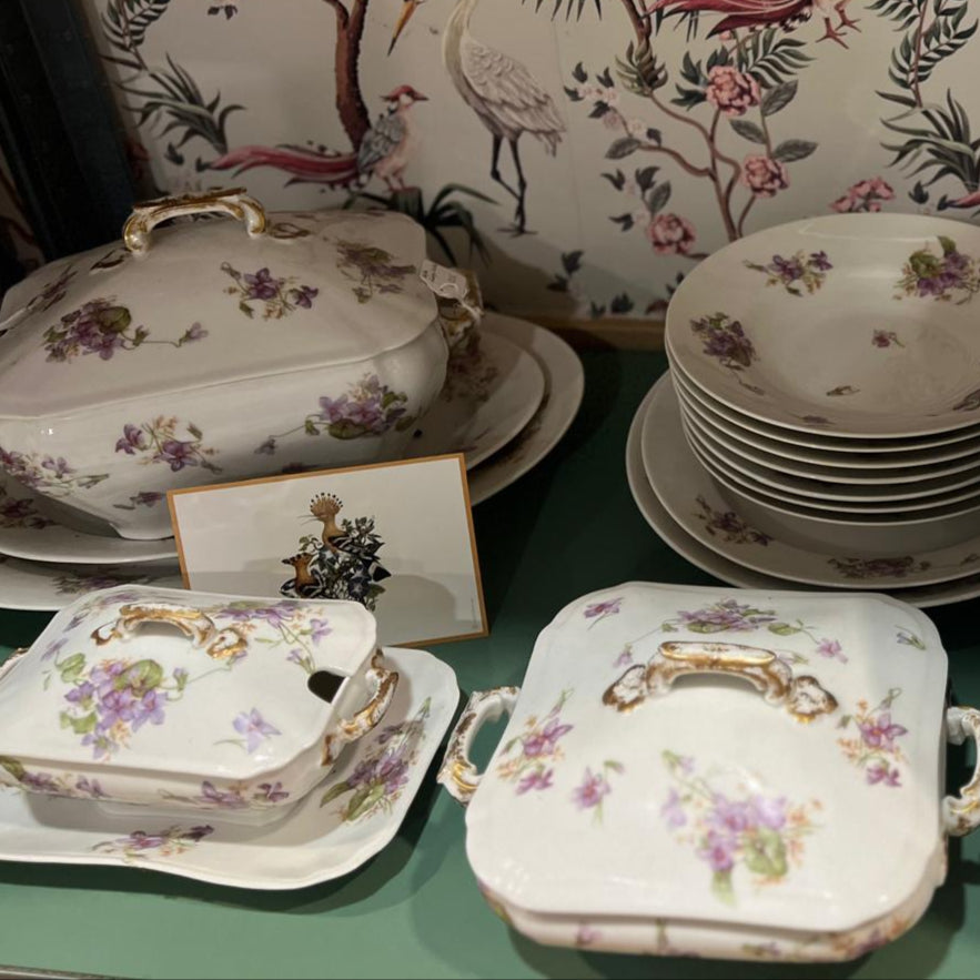 Vajilla Limoges Violetas