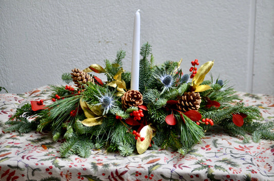 Centro de mesa alargado de Navidad con vela blanco