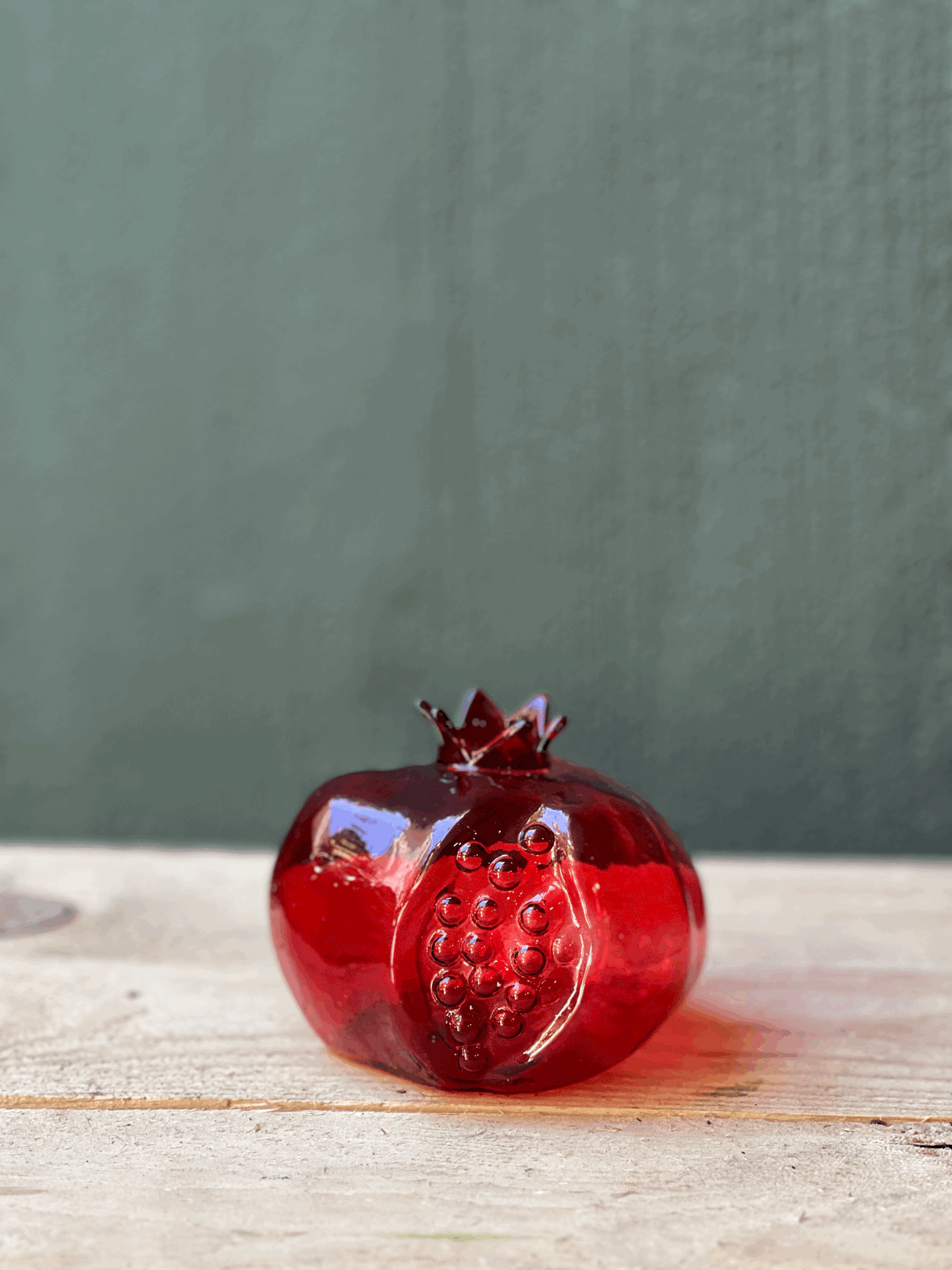 Crystal pomegranate
